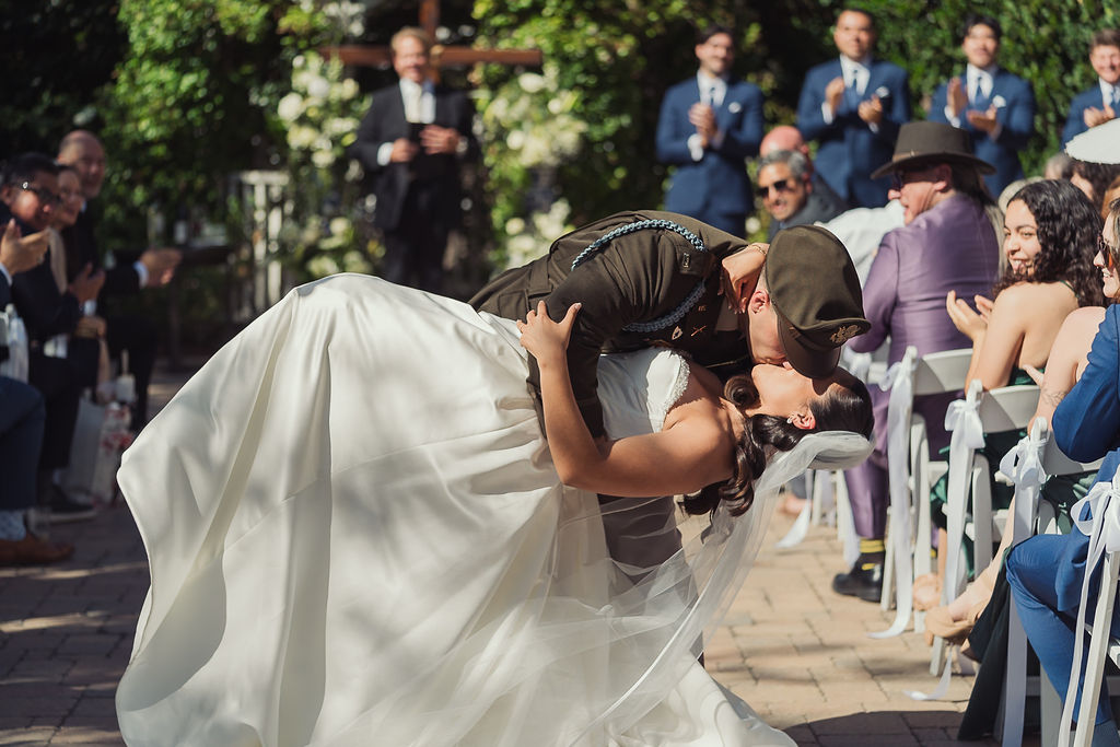 First kiss — Joseph Barber Photography